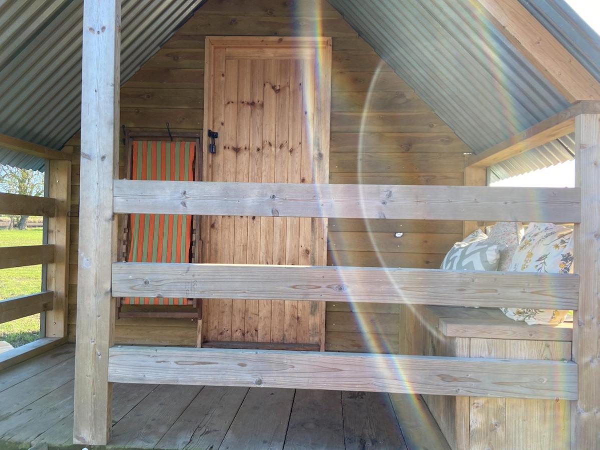 Fen Meadows Glamping - Luxury Cabins And Bell Tents Cambridge  Exterior foto