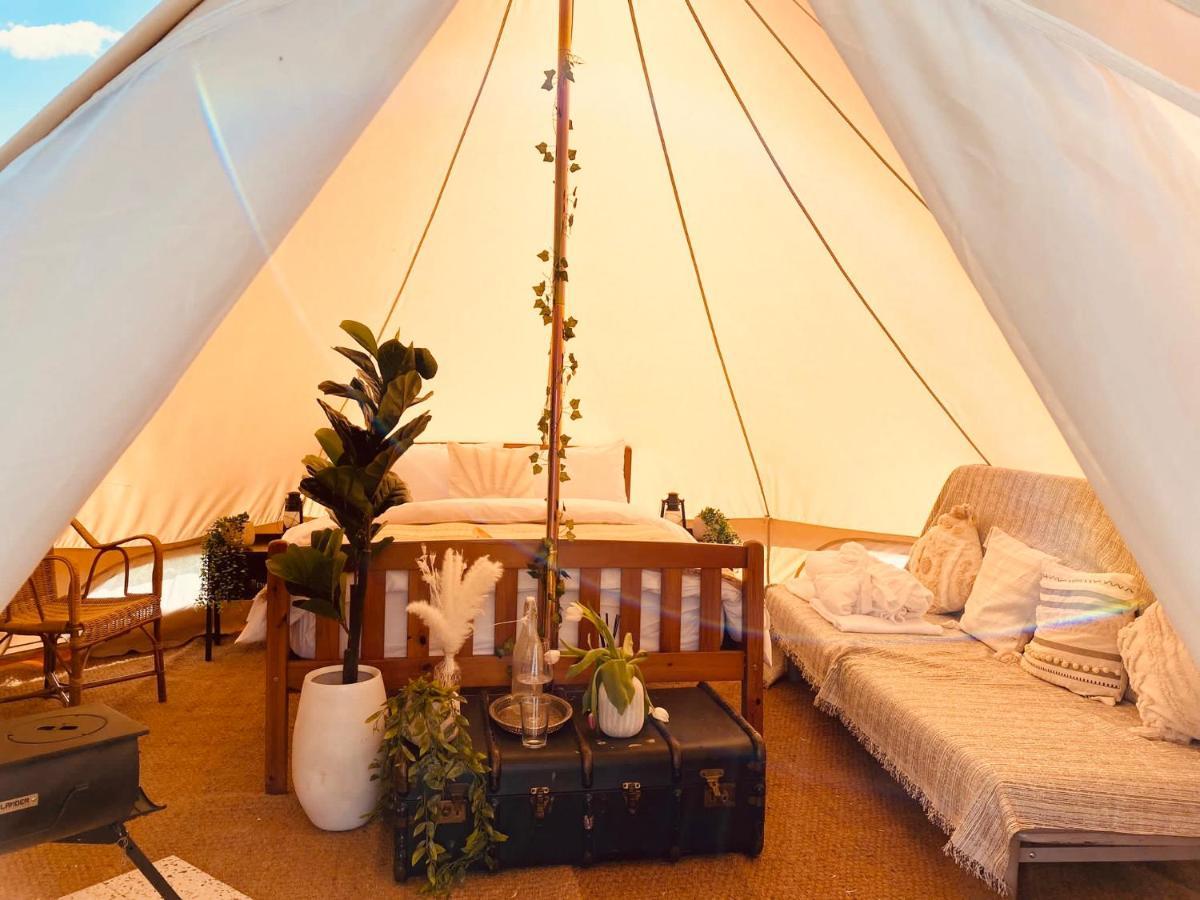 Fen Meadows Glamping - Luxury Cabins And Bell Tents Cambridge  Exterior foto