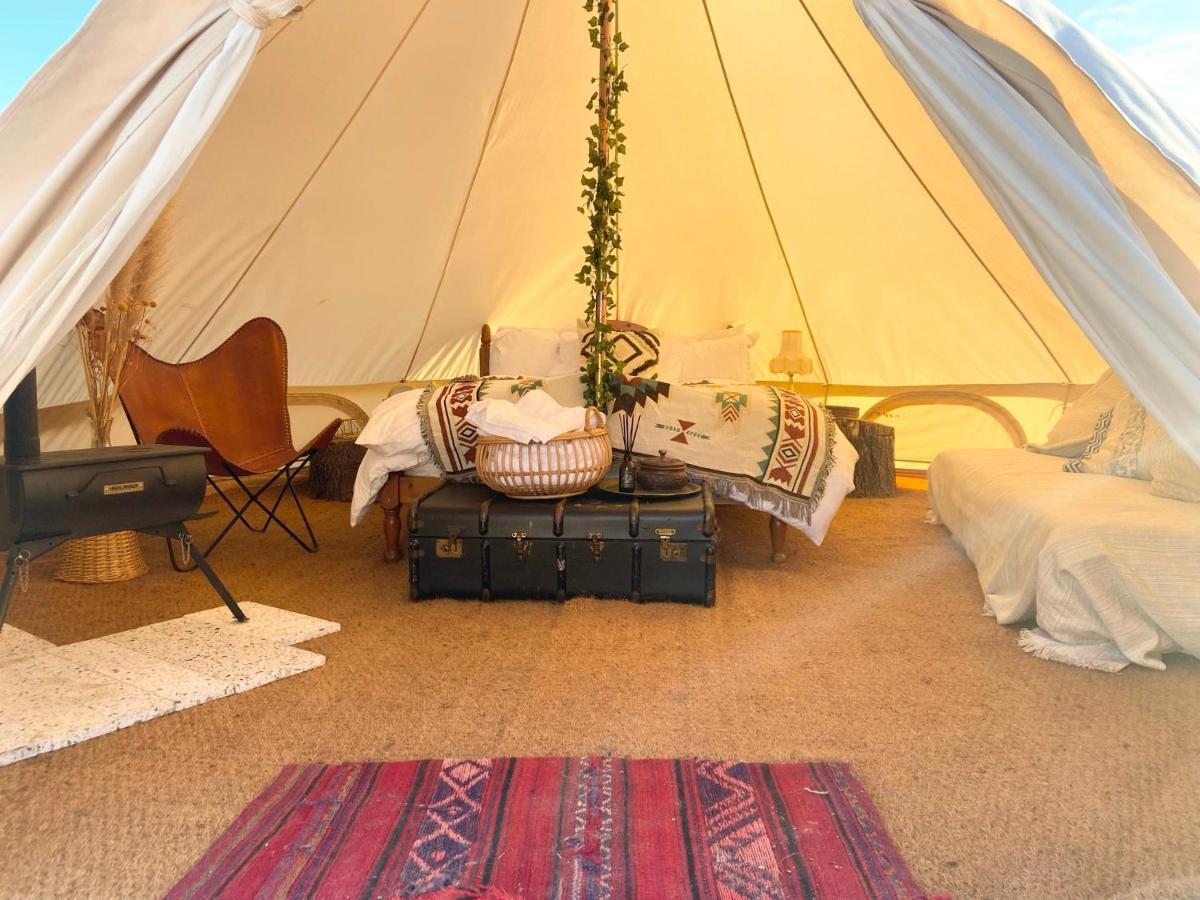 Fen Meadows Glamping - Luxury Cabins And Bell Tents Cambridge  Exterior foto